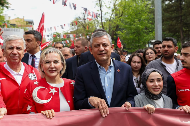 CHP'den istifa eden Nimet Özdemir'in yeni adresi belli oldu
