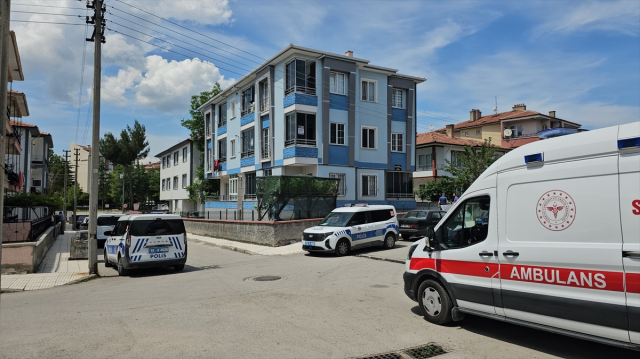 Çorum'da kan donduran olay: Daha önce uzaklaştırma kararı aldırmak istedikleri kız anne babasını rehin aldı