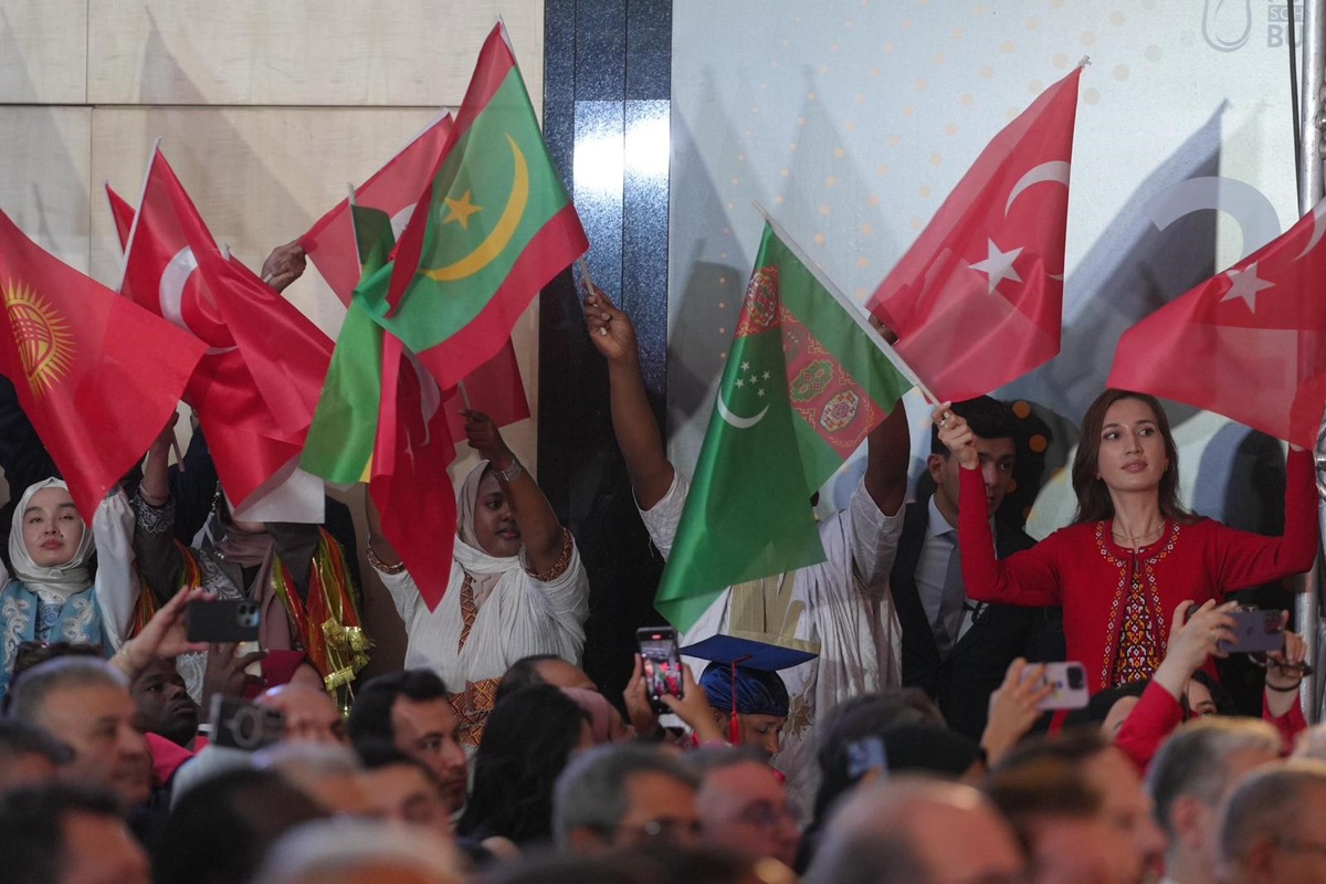 Uluslararası Öğrenciler Mezuniyet Töreni Yapıldı