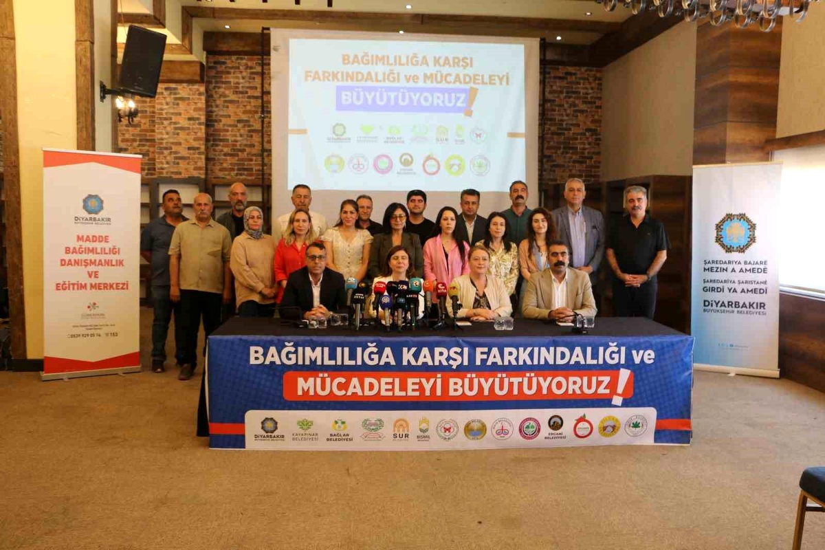 Diyarbakır Büyükşehir Belediyesi ve ilçe belediyeleri madde bağımlılığıyla mücadelede yeni dönemi başlatıyor