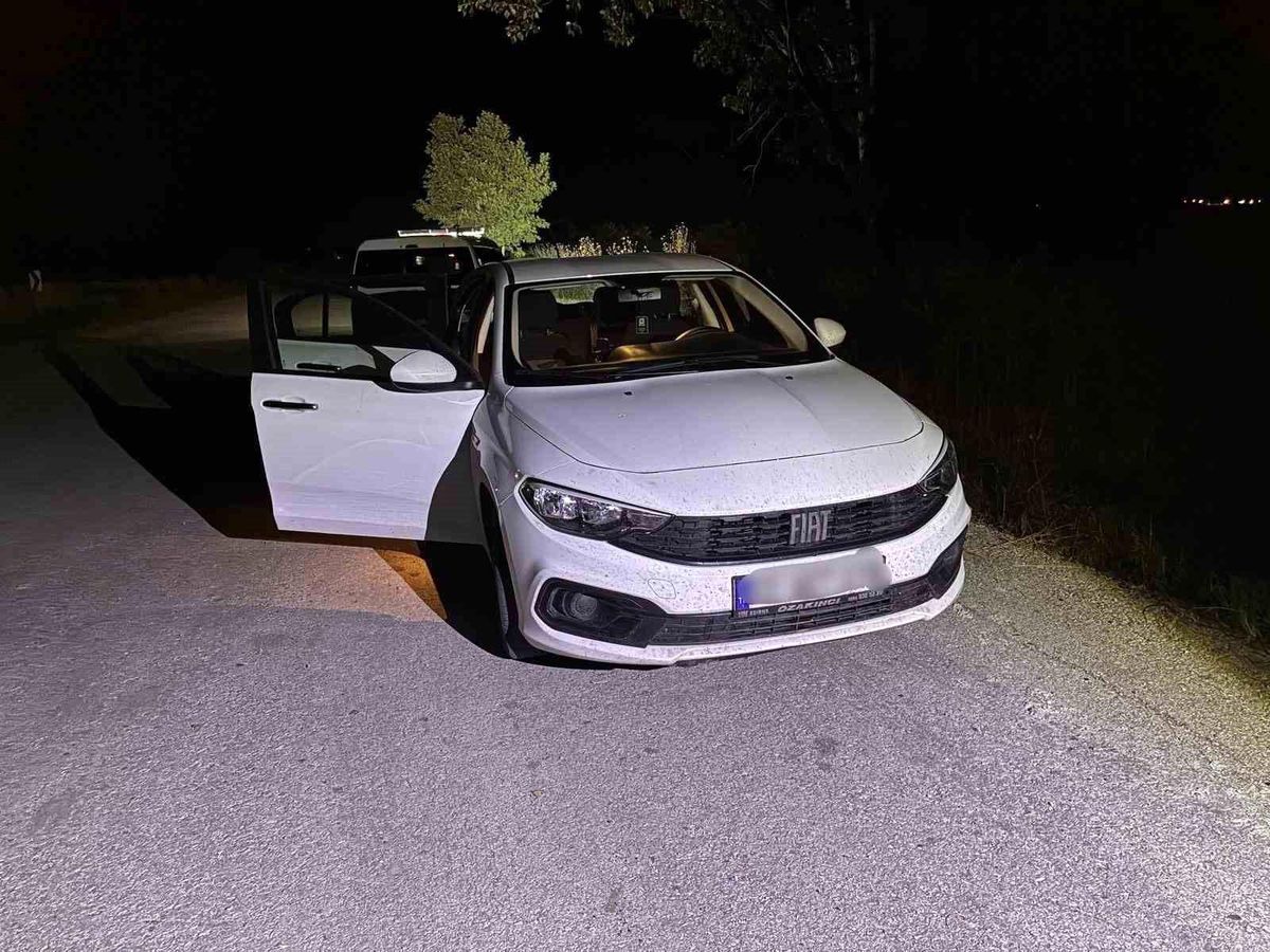 Edirne\'de Göçmen Kaçakçılığı Operasyonu
