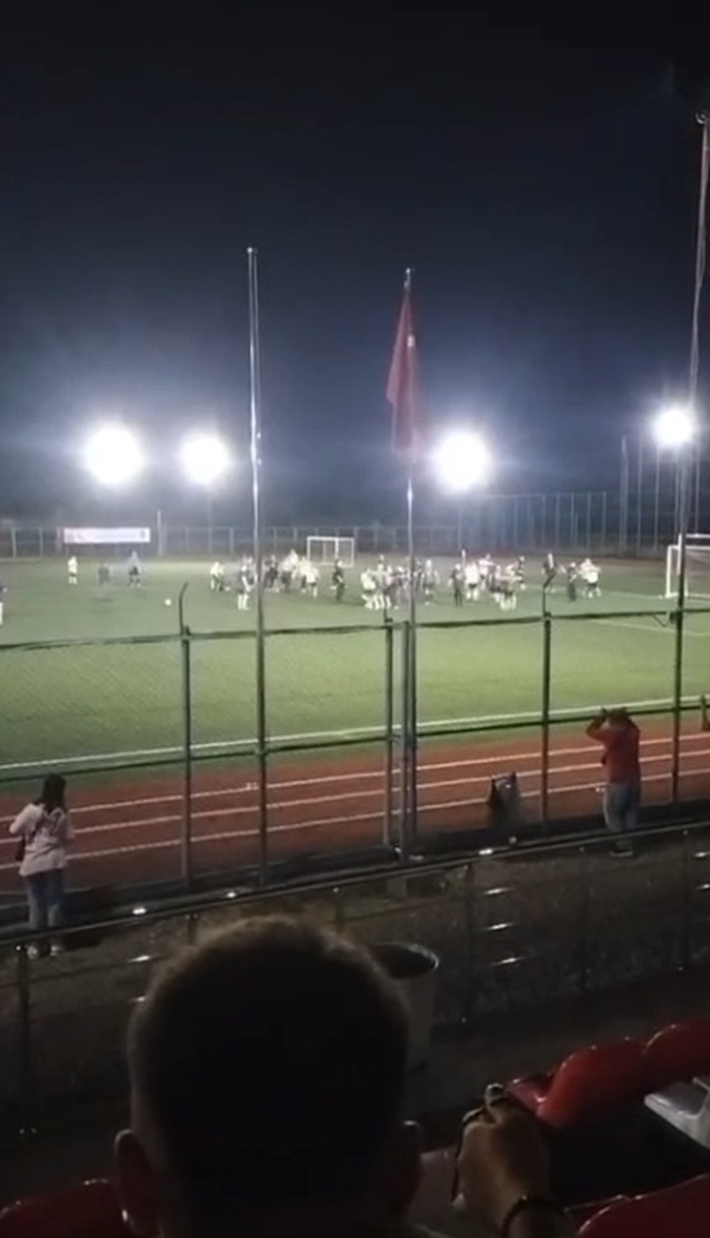 Futbol Turnuvasında Kavga: 1 Yaralı