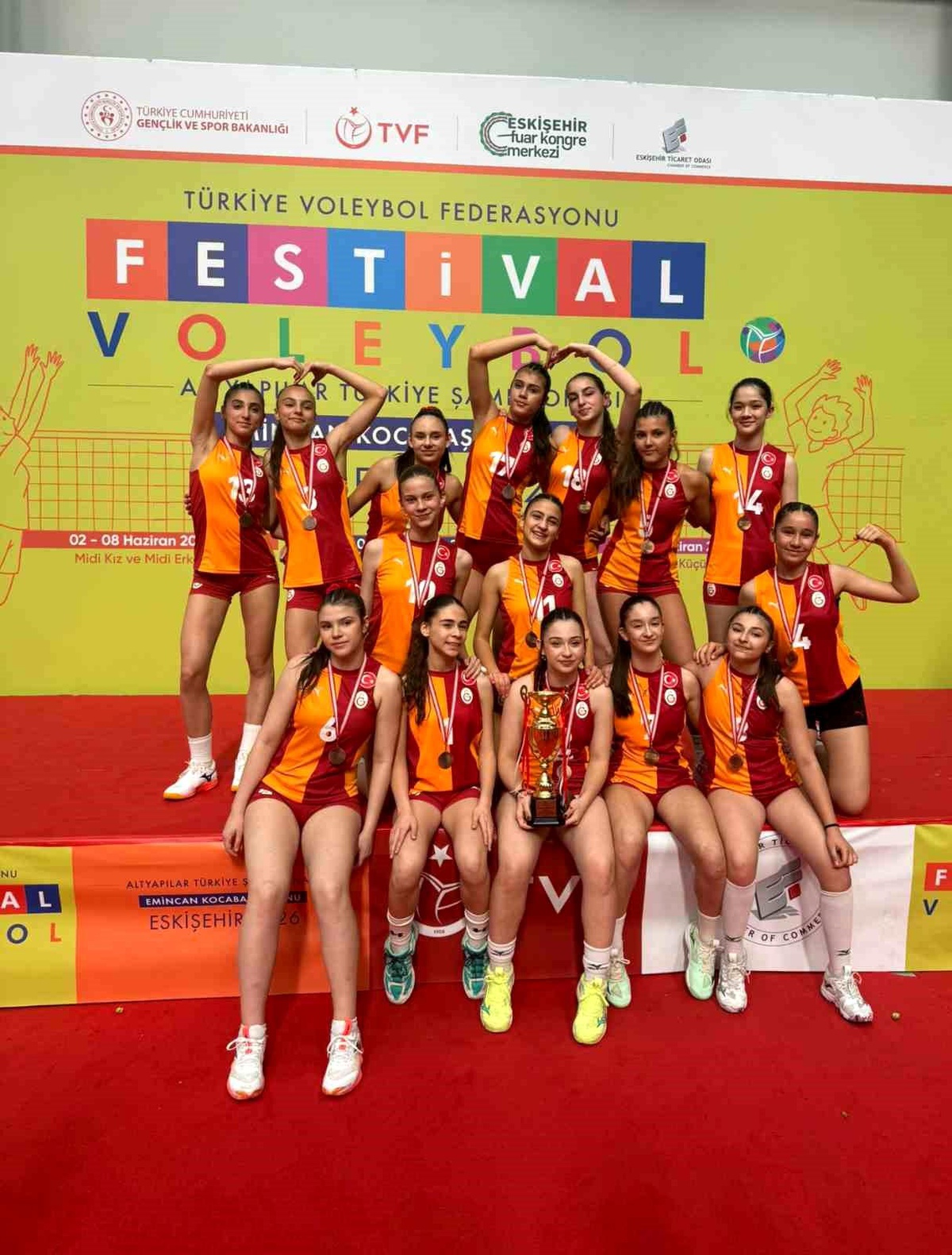 Galatasaray Midi Kız Voleybol Takımı, Türkiye üçüncüsü oldu
