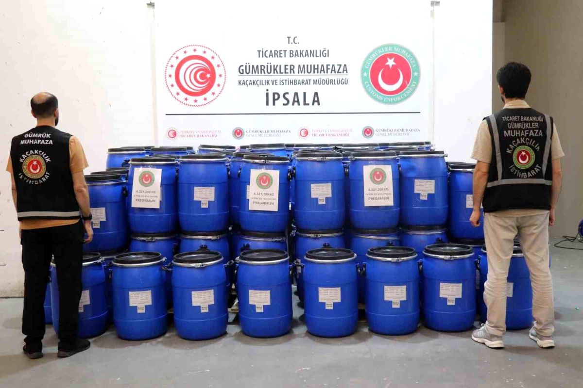 Edirne\'de 4 Ton Uyuşturucu Ele Geçirildi