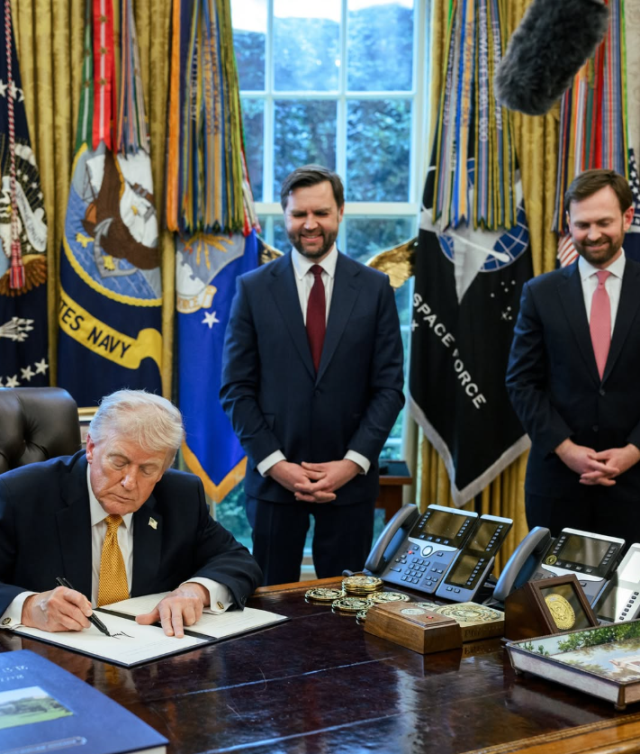 JD Vance'tan Trump'a övgü yağmuru: IQ testinde zirvede olurdu