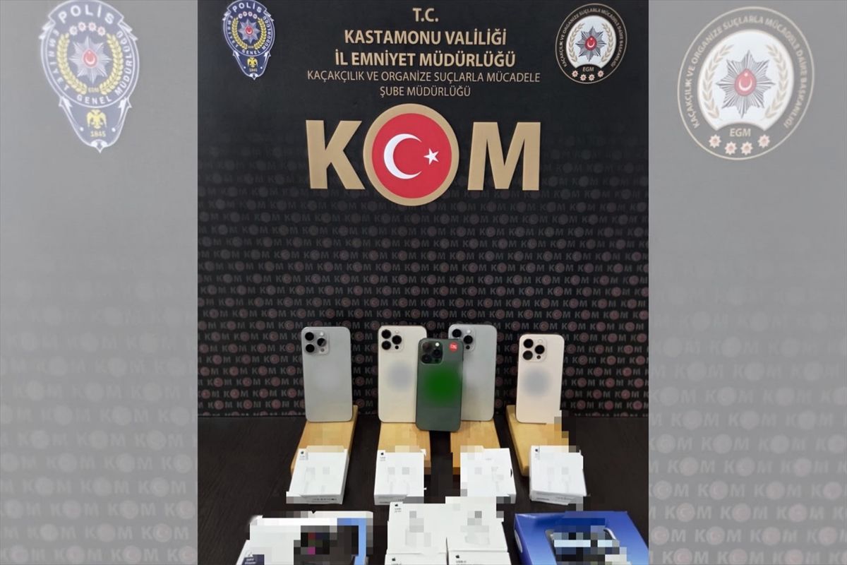 Kastamonu\'da Kaçak Cep Telefonu Operasyonu