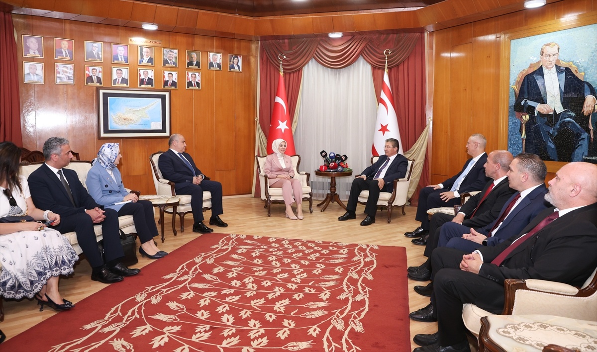 Bakan Göktaş KKTC\'de Temaslarda Bulundu