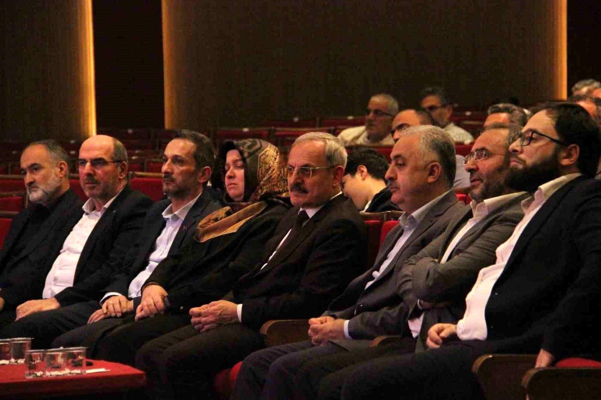 Kur\'an Eğitim Merkezleri Tanıtıldı