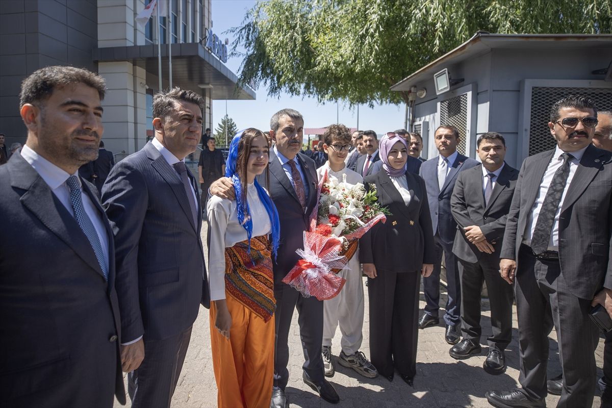 Bakan Tekin Tunceli\'de