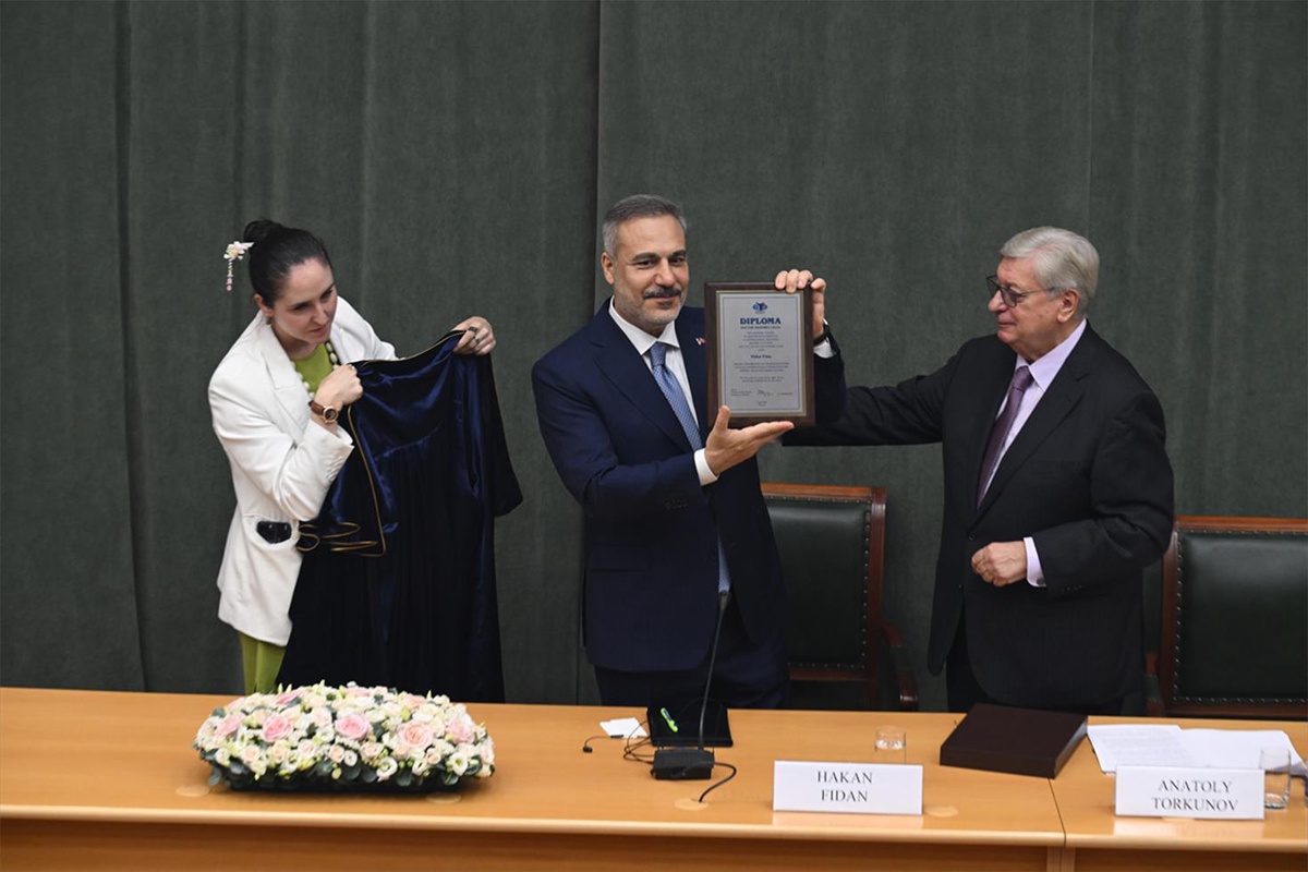 Moskova\'dan Hakan Fidan\'a büyük onur