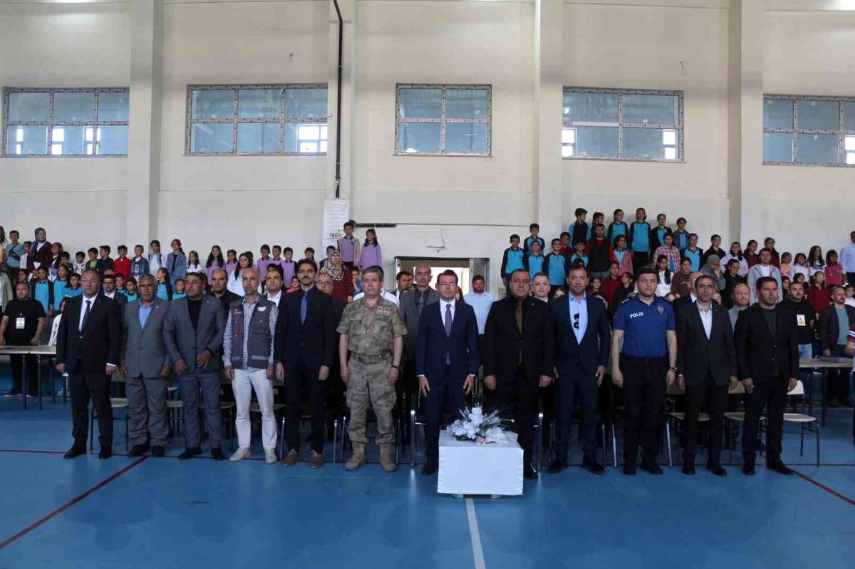 Narman\'da eğitsel bahar şenliği