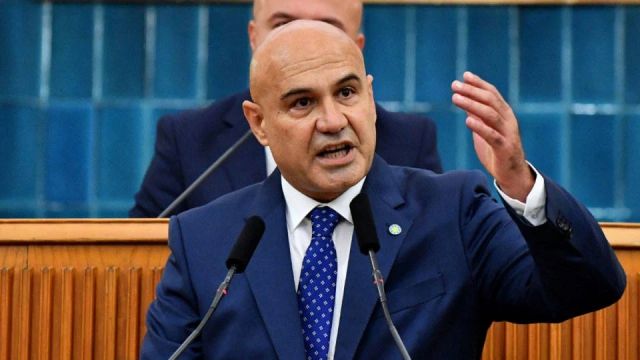 Turhan Çömez Turhan Çömez