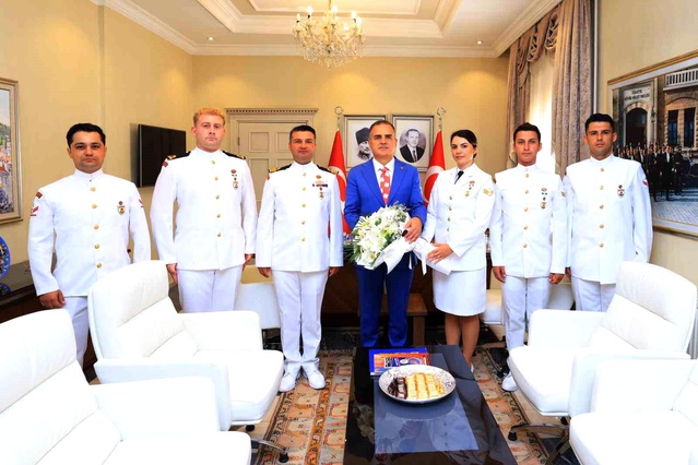 Sahil Güvenlik’in 44. yılında Vali’ye ziyaret