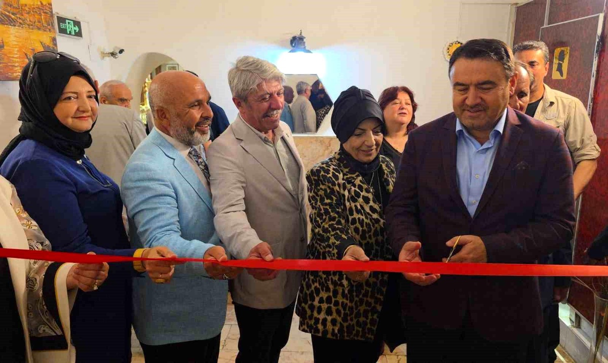 Tarihi Küçük Hamam sanatla yeniden hayat buldu