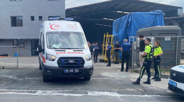 Tekstil fabrikasında alacak kavgası: 1 ölü, 1 yaralı