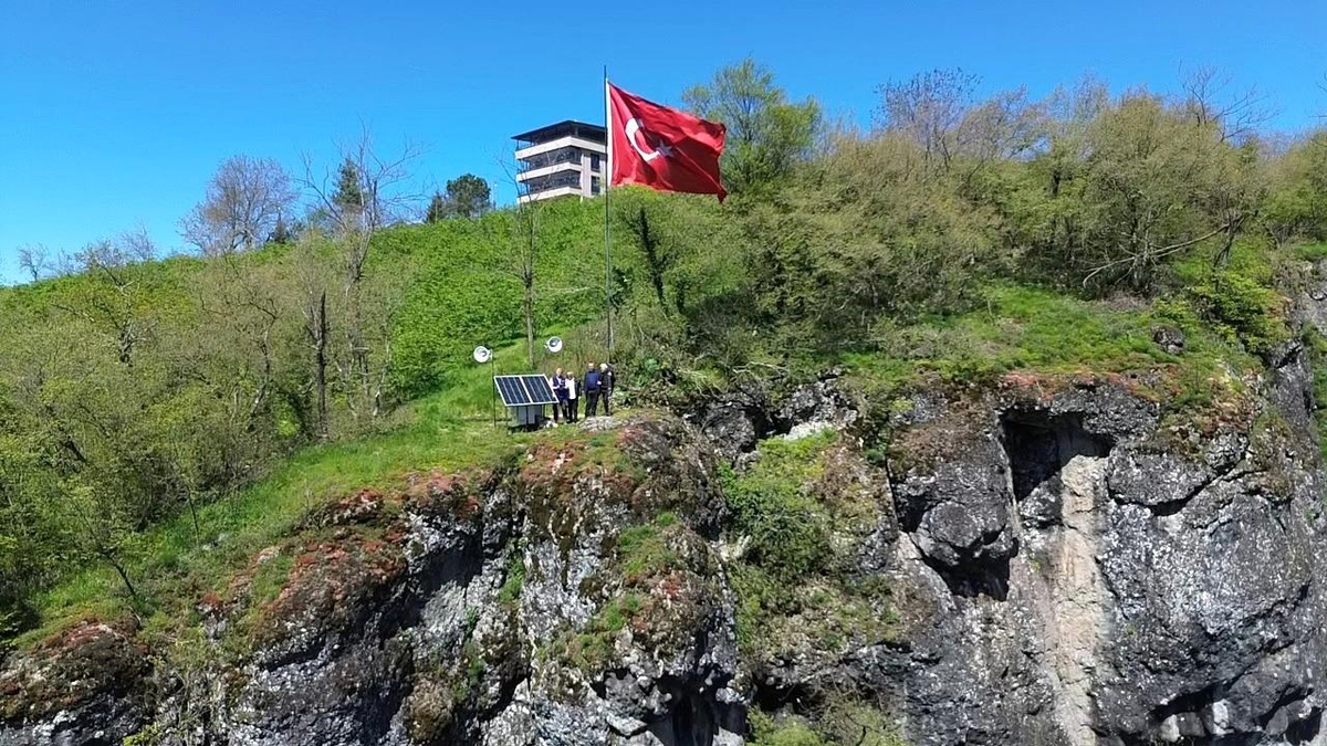 Yıldırım Kayabaşı Köyü\'ndeki Sistemi Vurdu