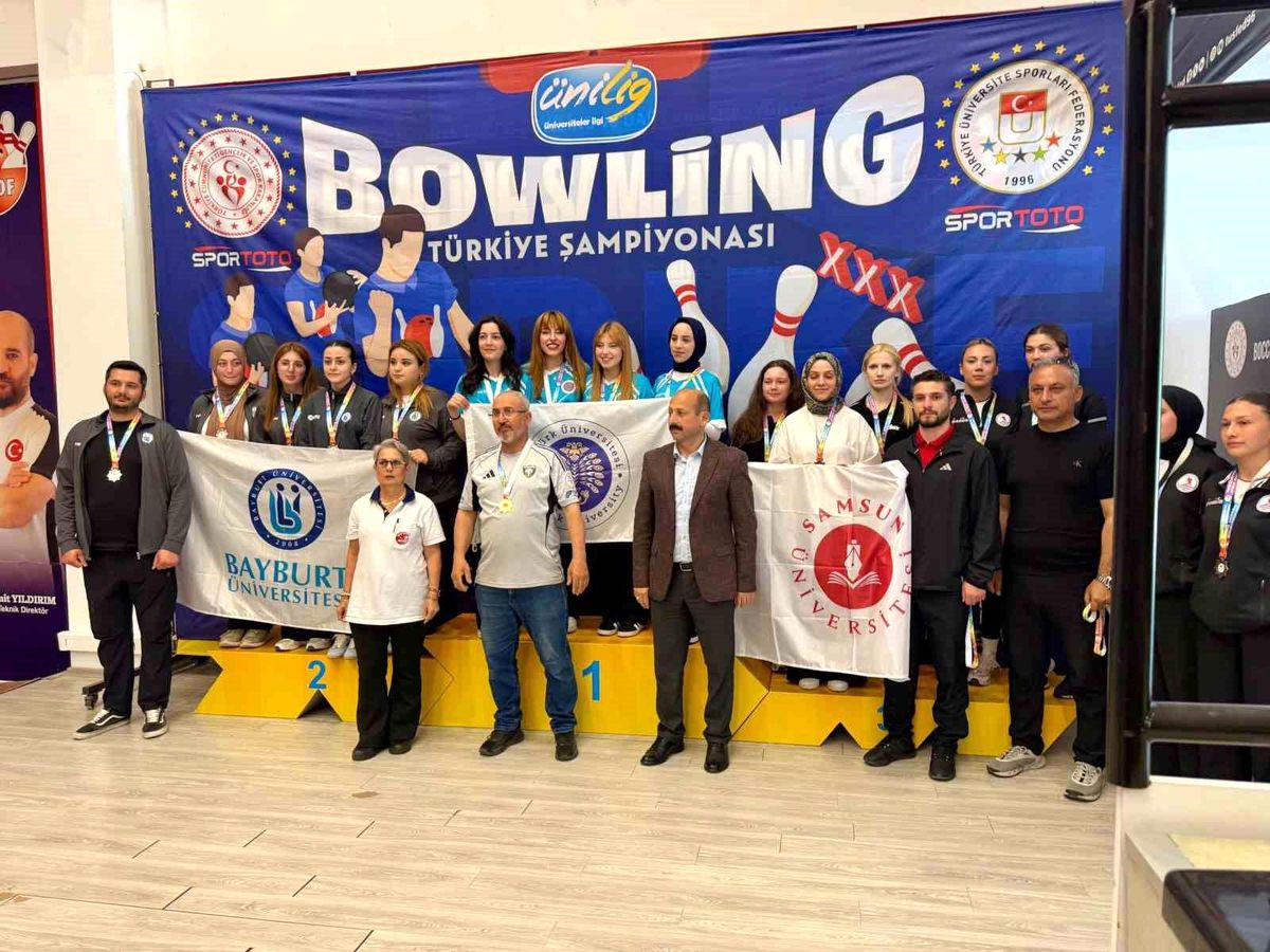 Atatürk Üniversitesi Bowling\'de Zirveye Çıktı