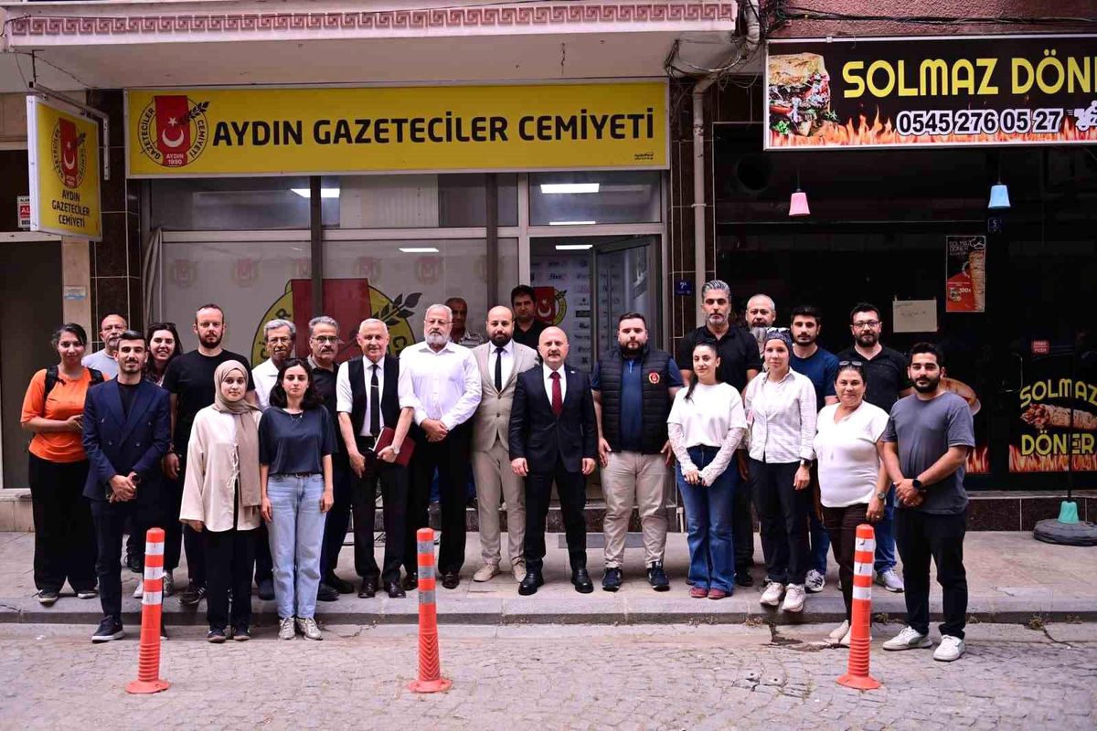 Vali Varol\'dan Basına Önem Vurgusu