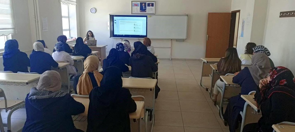 Sağlıklı Hayat Saatleri Eğitimi Bayburt\'ta