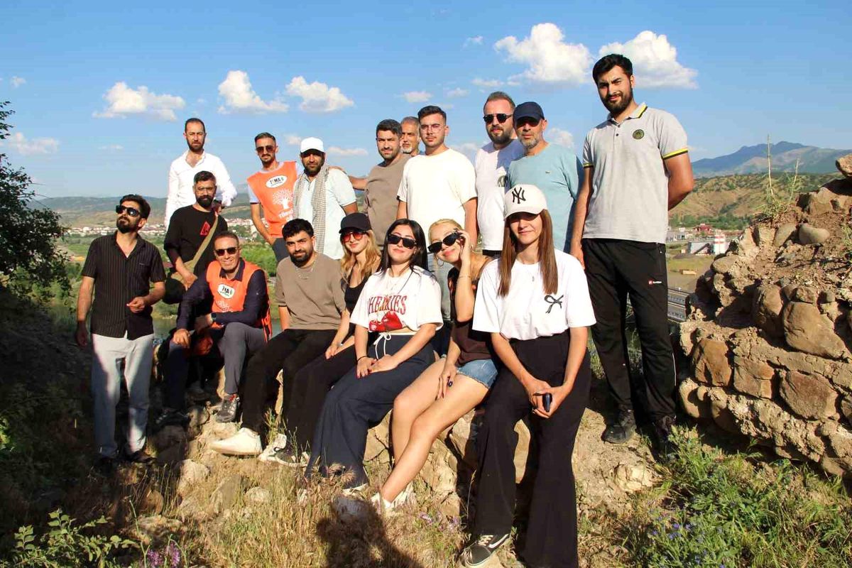 Bingöl\'de Tarihi Kalelere Gezi Düzenlendi
