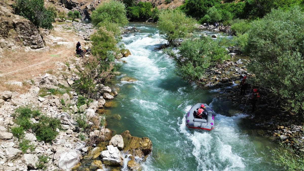 Bingöl\'de Kaybolan Genç İçin Arama Devam Ediyor