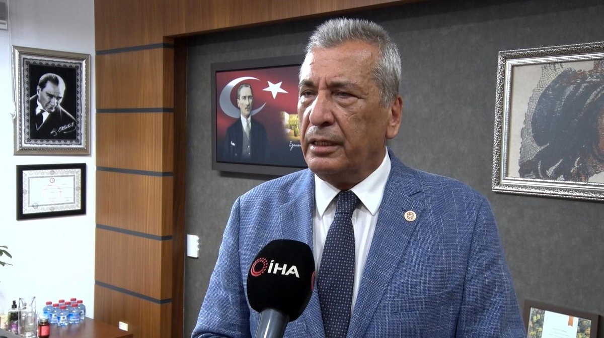 CHP\'li Öztürkmen: "Parti kasasından bazı televizyon kanallarına, gazetelere sosyal medya hesaplarına 755 milyon TL civarında ödeme yapılmış"