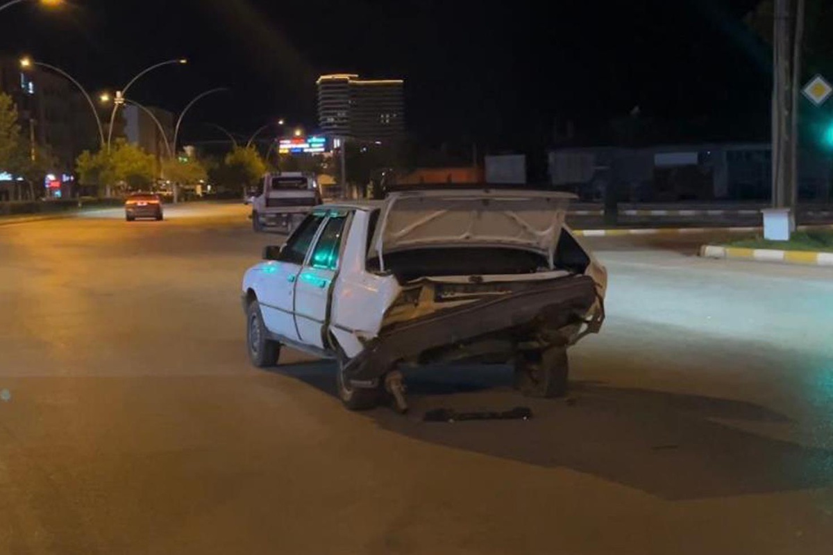 Çorum\'da kazaya karışan sürücü aracını bırakıp kaçtı