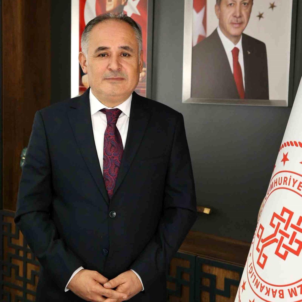 Adem Özel Görevinden Ayrıldı