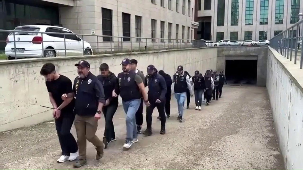 Siber Suçlar Operasyonunda 14 Tutuklama