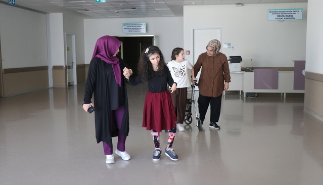 Hastane Dostluğu: İki Anne, İki Kız
