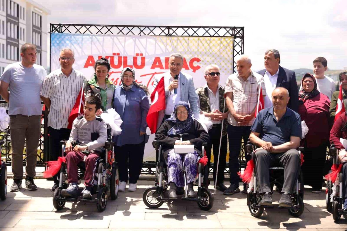 İlkadım\'da engelli araçları ihtiyaç sahiplerine ulaştırıldı