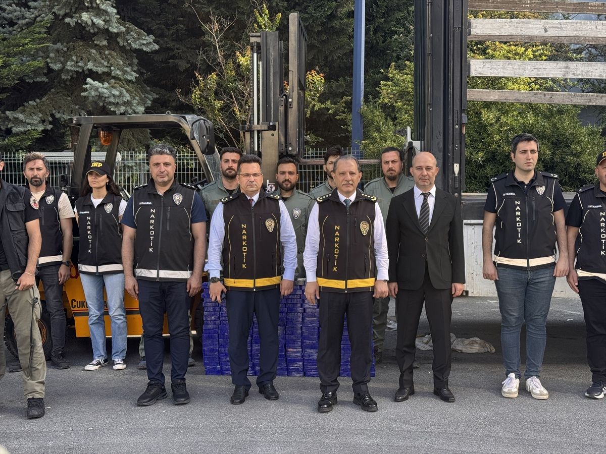 İstanbul\'da 130 Kilogram Eroin Ele Ge geçti