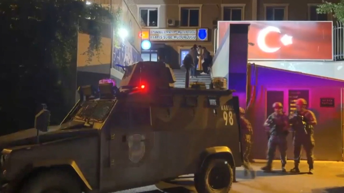 Suç Örgütlerine Operasyon: 23 Şüpheli Gözaltında