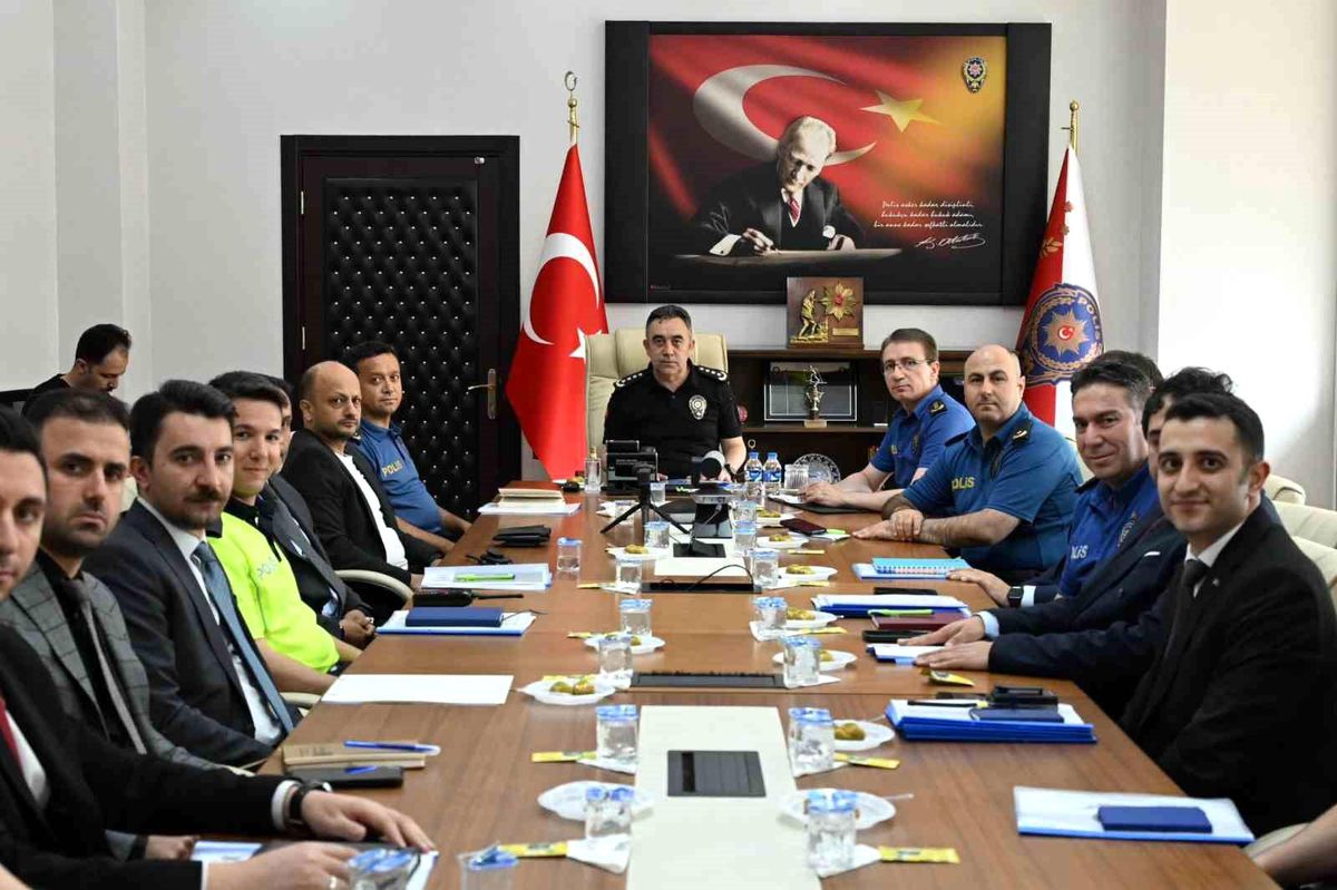 Kars\'ta Güvenlik Toplantısı Yapıldı