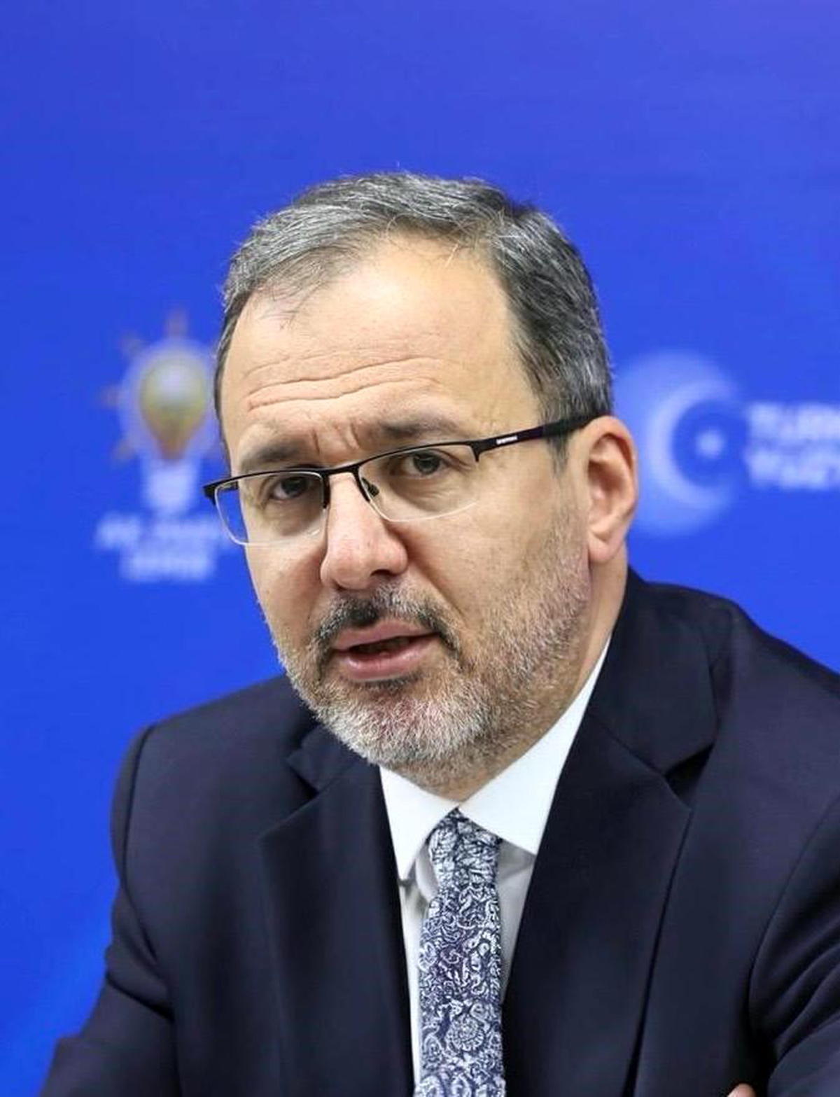 Kasapoğlu: "CHP\'nin parti içi sorunlarının İzmirliye fatura edilmesine müsaade etmeyiz"