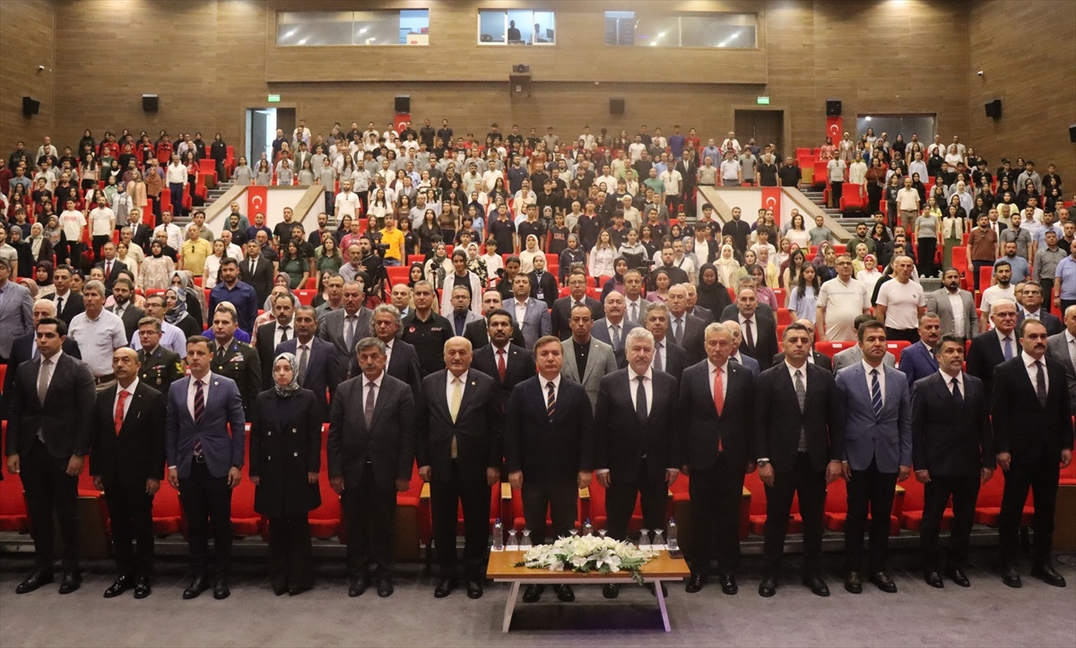 Dijital Dünya ve Gelecek: Sempozyum Yapıldı