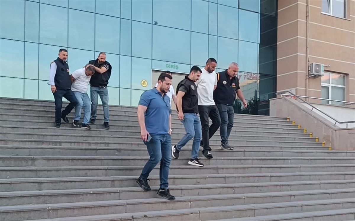 Kapaklı\'da Fabrika Kavgasında İki Zanlı Tutuklandı