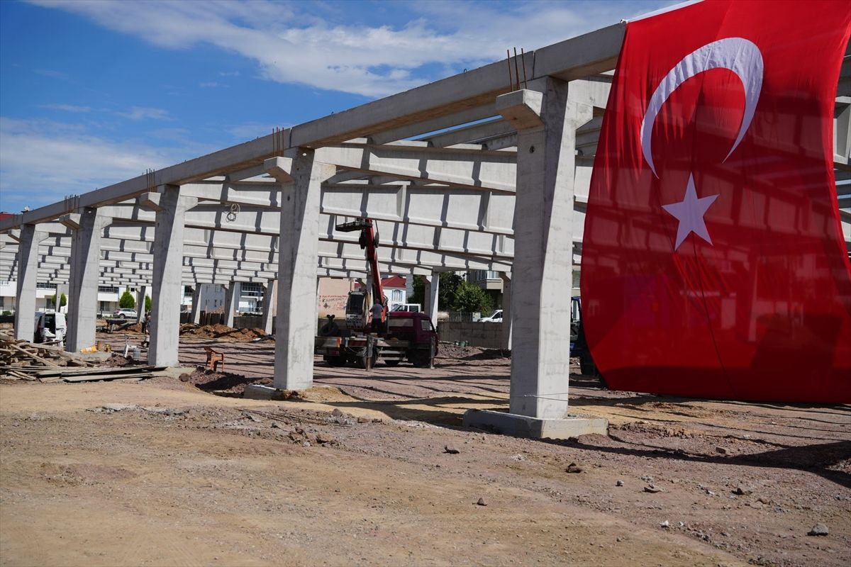 Çorlu\'da Kapalı Pazar Yeri Temeli Atıldı
