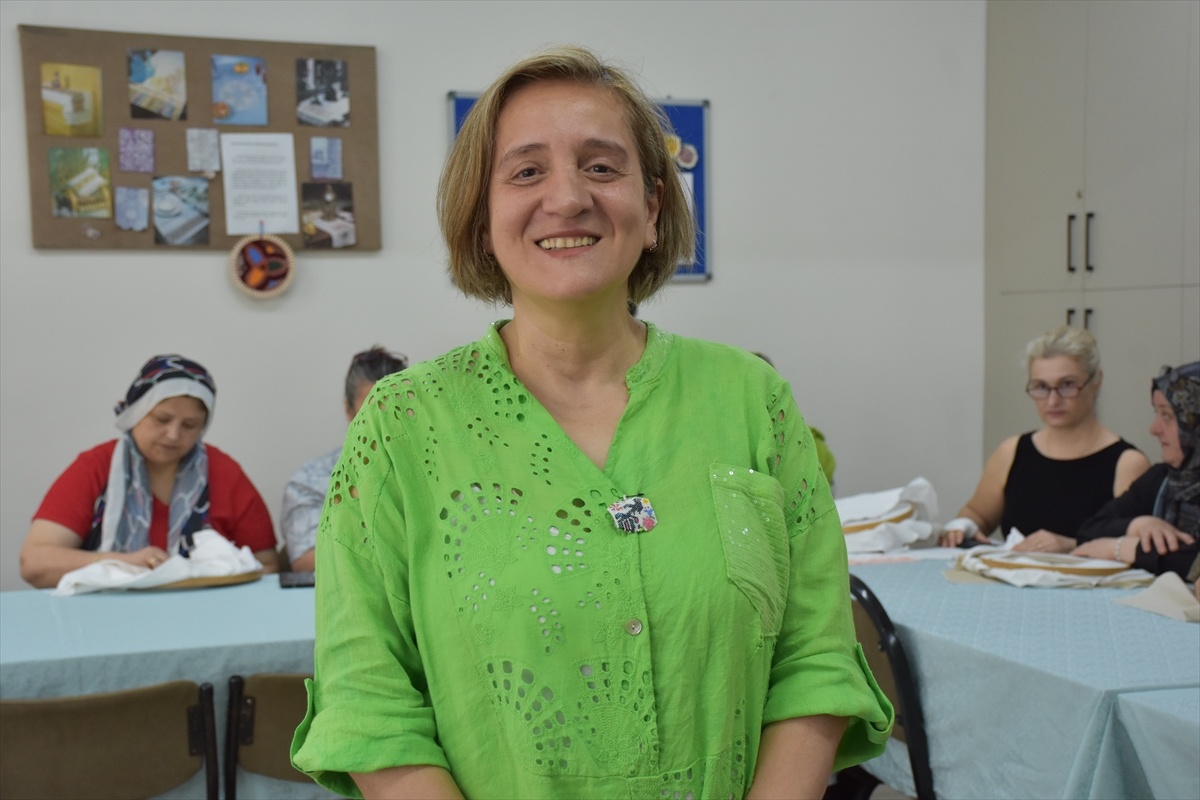 Trabzon\'da Nakış Eğitimleri Devam Ediyor
