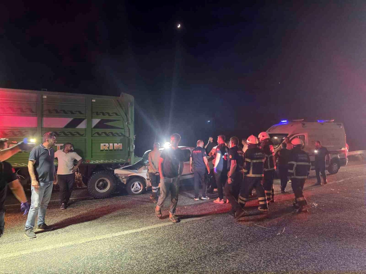 Adıyaman\'da Trafik Kazası: 1 Ölü, 1 Yaralı