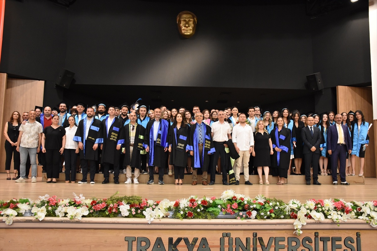 Trakya Üniversitesi Mezuniyet Töreni Yapıldı