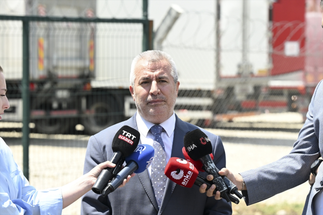 YKS soru kitapçıkları yüksek güvenlikle sınav merkezlerine gönderildi