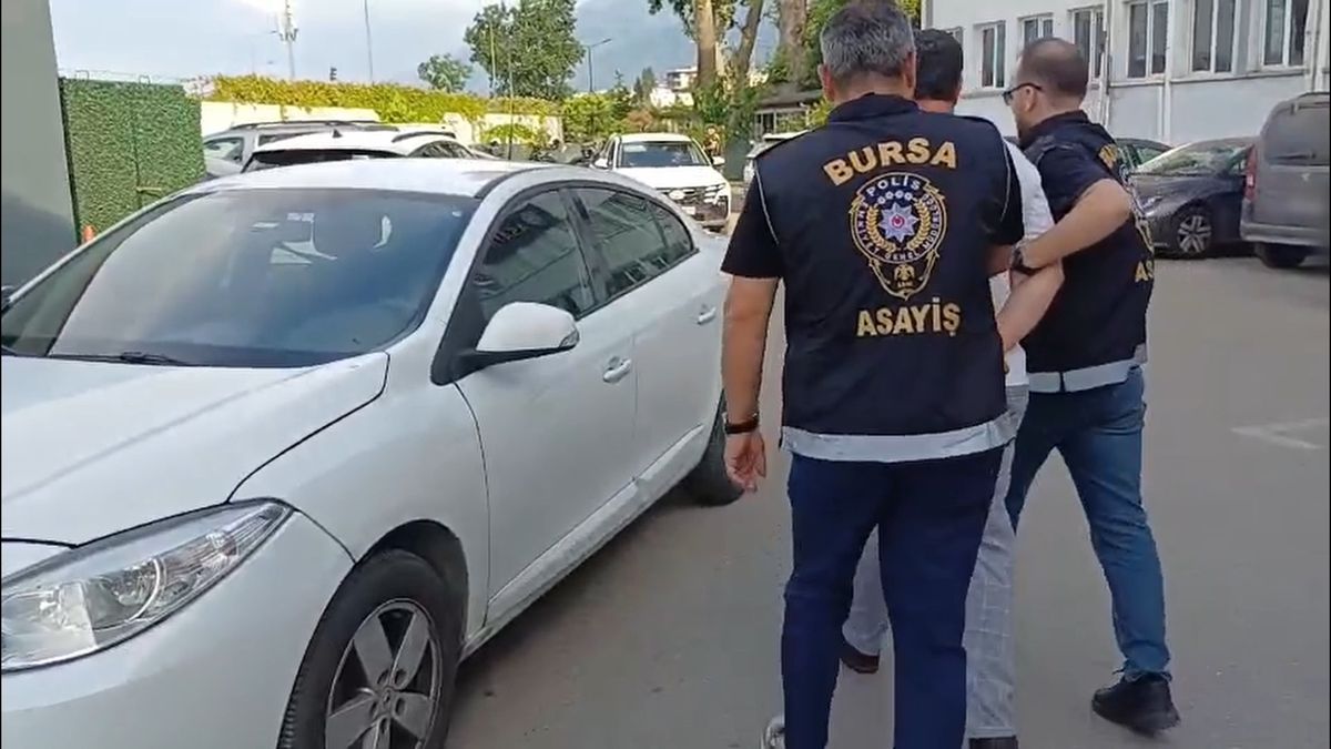 Interpol\'ün Aradığı S.B. Bursa\'da Yakalandı
