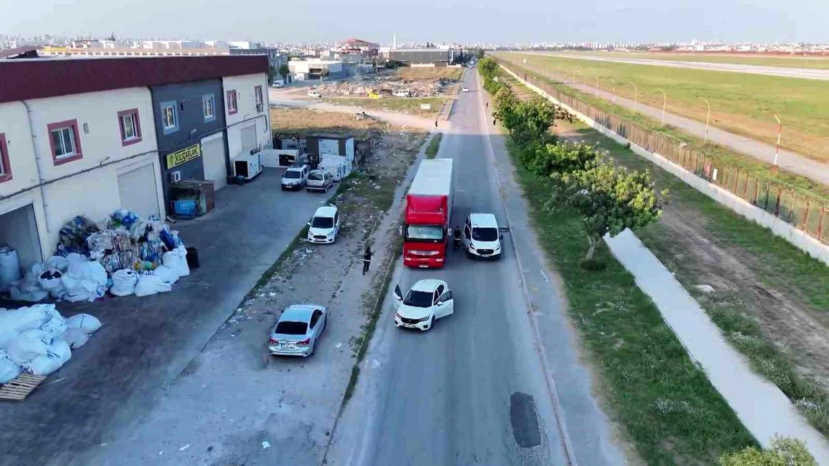 Adana\'da 408 Bin Uyuşturucu Hap Ele Geçirildi