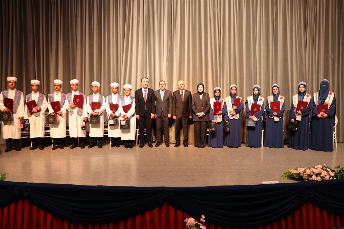 Akyurt\'ta Hafızlık İcazet Töreni