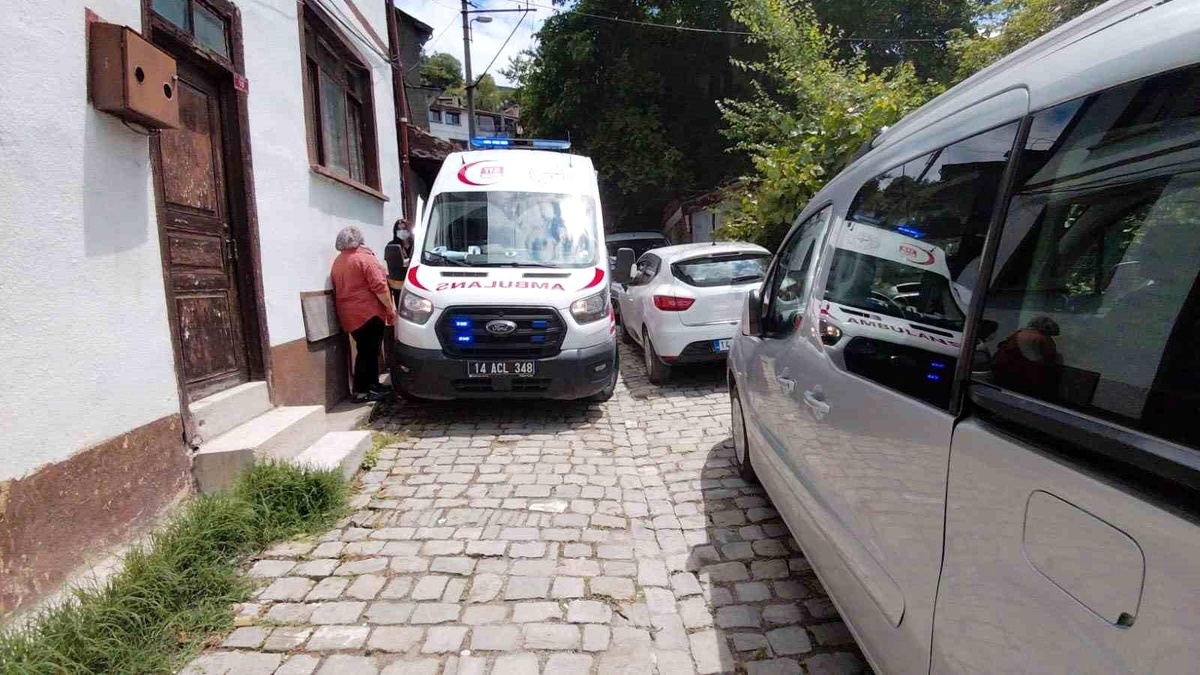 Ambulansa Park Engeli: Hasta Yürüyerek Ulaşıldı