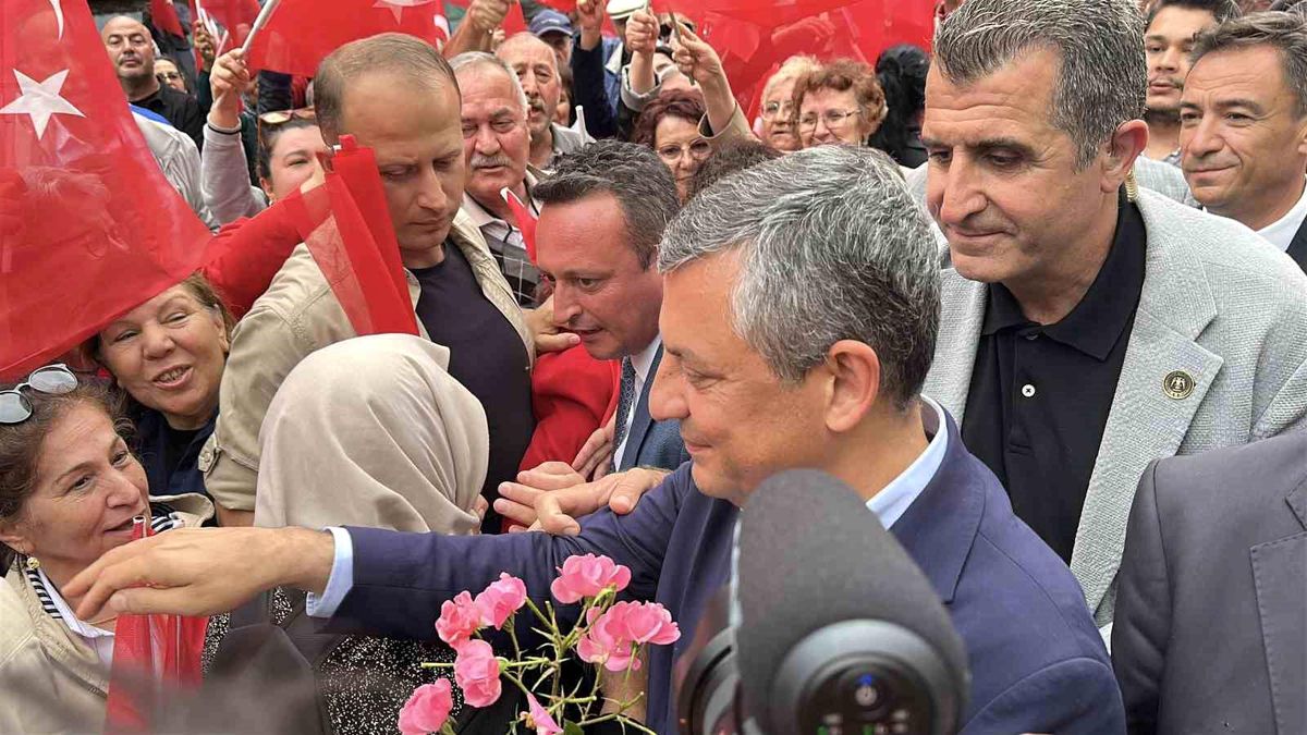 CHP Grup Başkanı Özgür Özel Burdur\'da