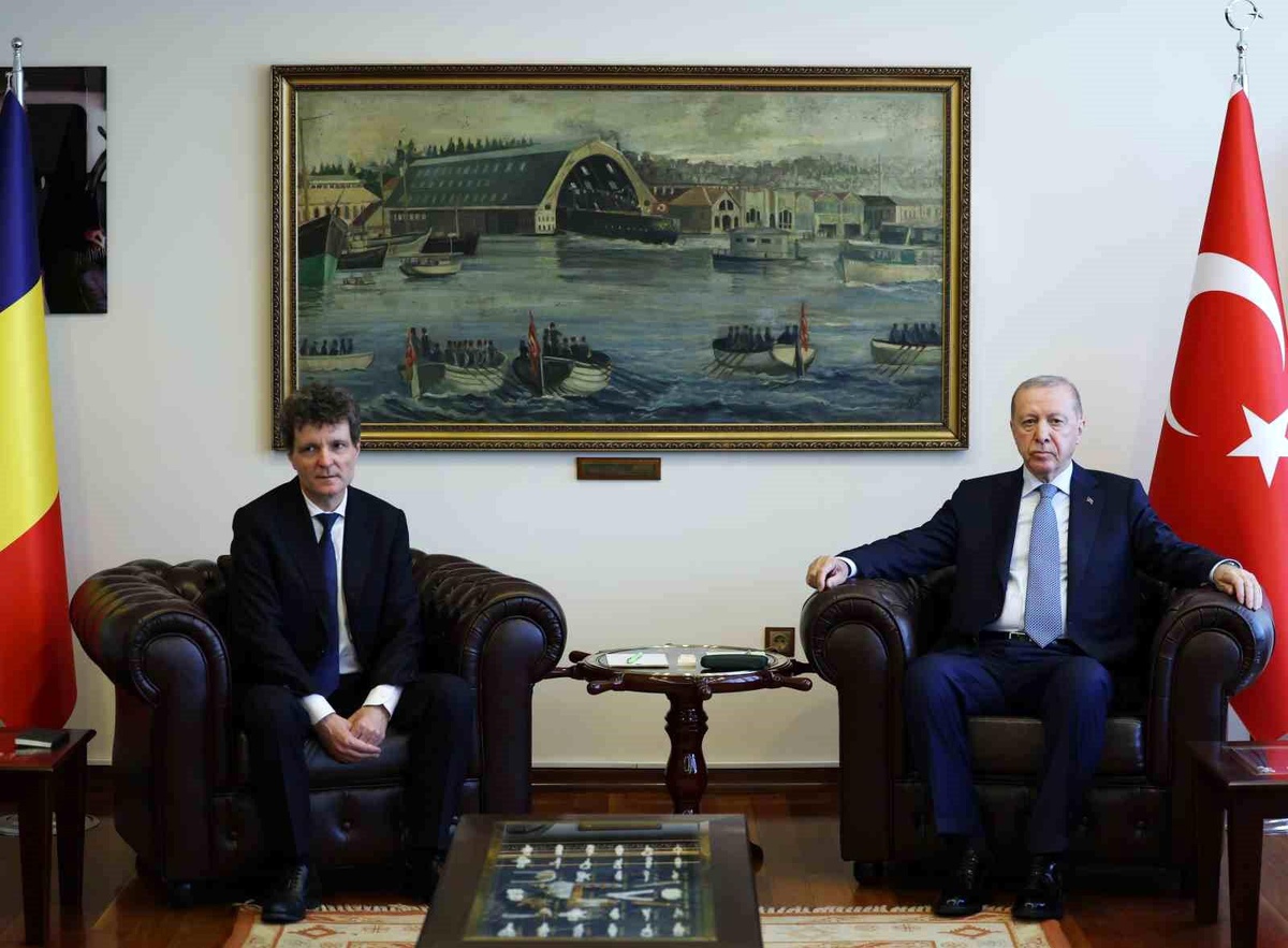 Erdoğan ve Romanya Cumhurbaşkanı Dan İstanbul\'da Görüştü
