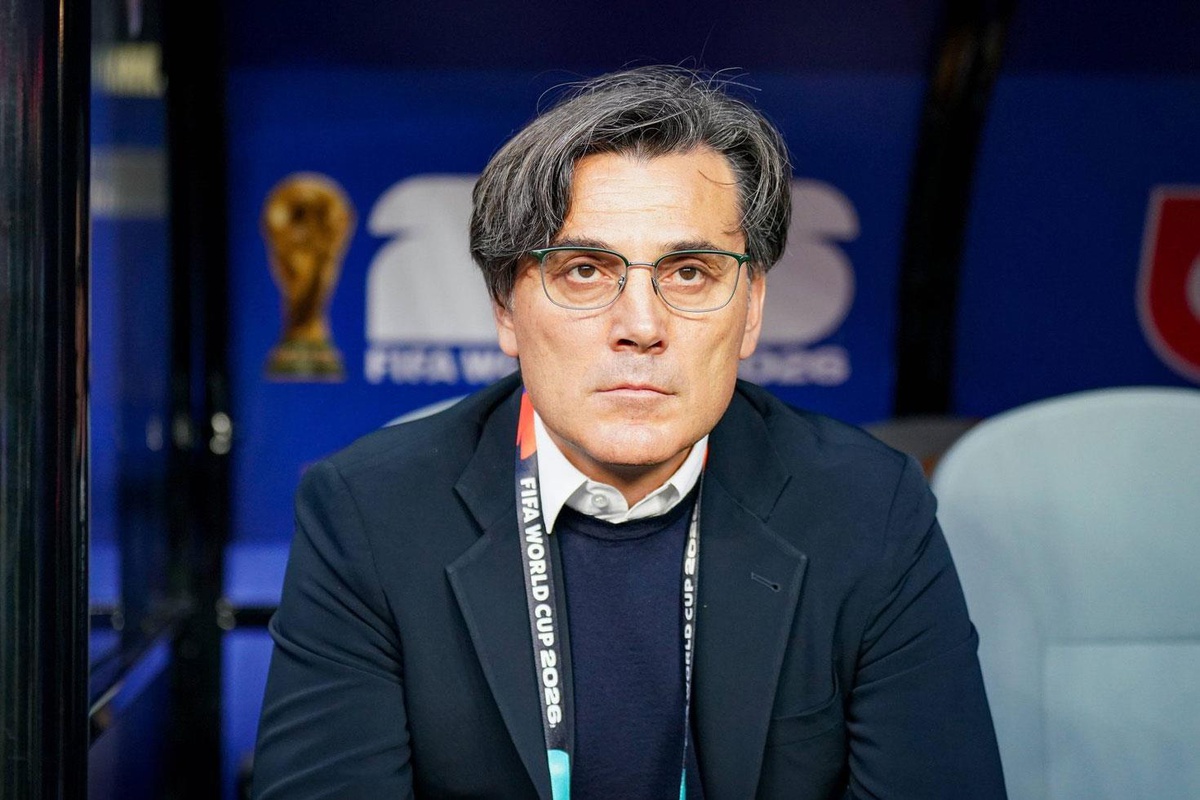 Herkes tişört giyerken Montella\'nın maç kombini olay oldu