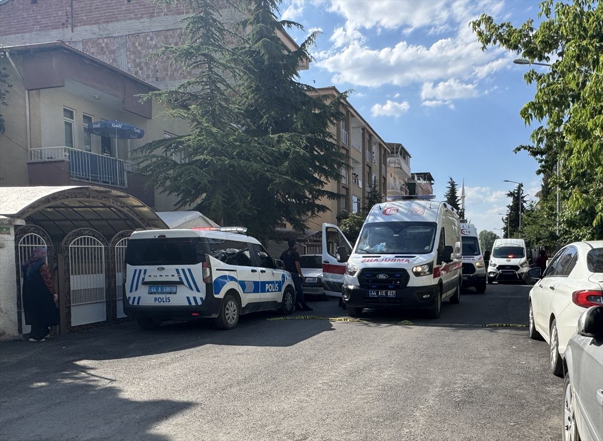 Malatya\'da Aile İçi Silahlı Kavga: 4 Yaralı